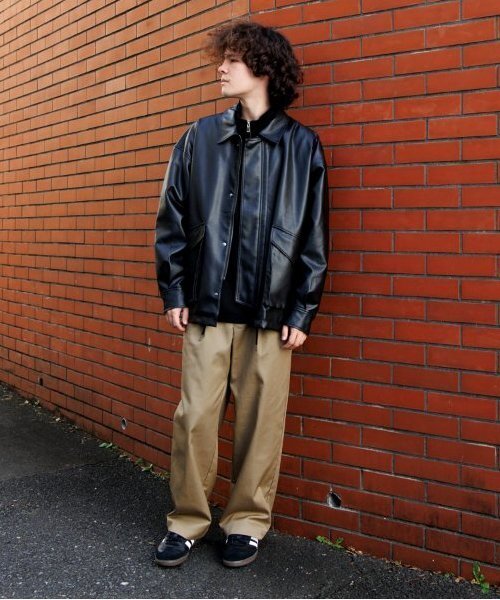 GLAZOS（グラソス）の「【大人向けサイズあり】タックバギースラックス（その他パンツ・キッズ・ブラック/ベージュ・LL/L/M/S）」の4枚目の写真