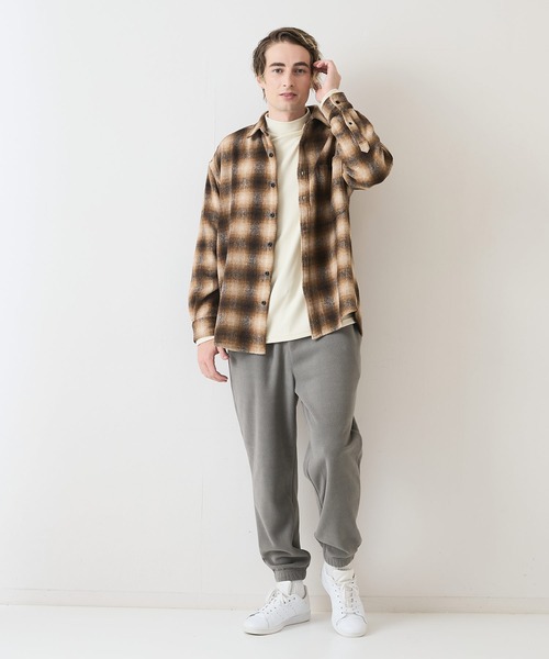 Blue Standard （ブルースタンダード）の「【BLUE STANDARD/ブルースタンダード】ウール混 リラックスフィットオンブレチェックシャツ（シャツ/ブラウス・メンズ・ブルー/ブラック/ベージュ・LARGE/MEDIUM/X-LARGE）」の15枚目の写真