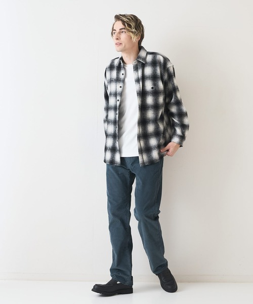 Blue Standard （ブルースタンダード）の「【BLUE STANDARD/ブルースタンダード】ウール混 リラックスフィットオンブレチェックシャツ（シャツ/ブラウス・メンズ・ブルー/ブラック/ベージュ・LARGE/MEDIUM/X-LARGE）」の11枚目の写真