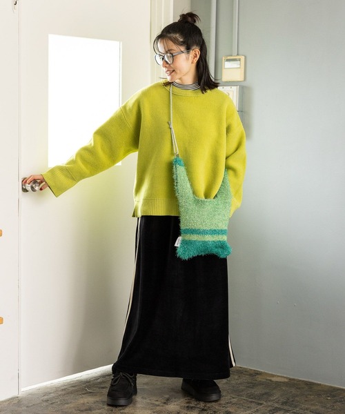 niko and...（ニコアンド）の「オリジナル2WAYニットバッグ（ショルダーバッグ・レディース・キャメル/ブラック/グリーン・0）」の5枚目の写真