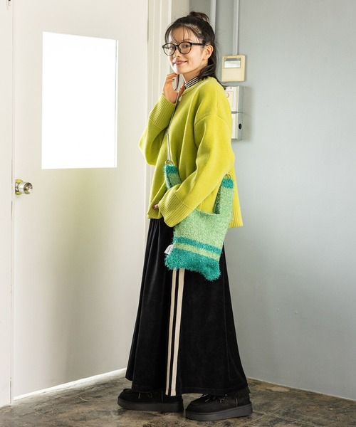 niko and...（ニコアンド）の「オリジナル2WAYニットバッグ（ショルダーバッグ・レディース・キャメル/ブラック/グリーン・0）」の6枚目の写真