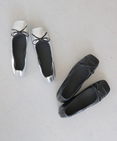 HER CLOSET（ハークローゼット）の「 【HER CLOSET】スクエアトゥソフトバレーパンプス SQUARE TOE SOFT BALLET PUMPS（パンプス・レディース・ブラック/シルバー・24/23/22/23.5）」の2枚目の写真