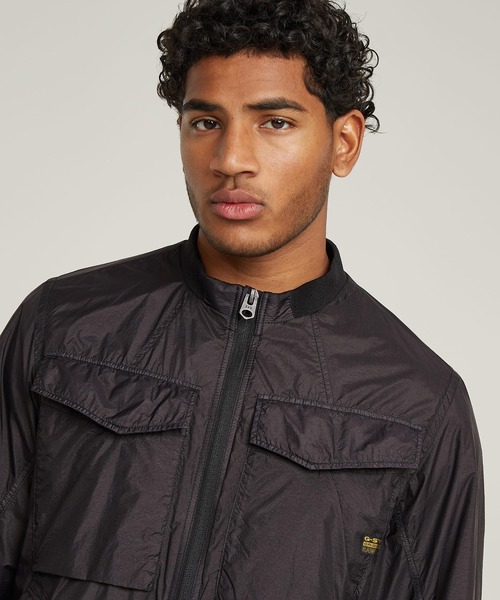 G-STAR(ジースター)の「ROVIC OVERSHIRT/ミリタリーディテールナイロンジップアップジャケット(ナイロンジャケット・メンズ・ダークブラック・MEDIUM/SMALL/LARGE/X-SMALL/X-LARGE)」の4枚目の写真