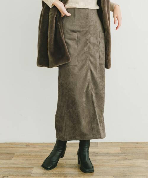 ITEMS URBANRESEARCH(アイテムズ アーバンリサーチ)の「フェイクスエードタイトスカート(スカート・レディース・モカ/スミクロ/カーキ/アイボリー・FREE)」の4枚目の写真