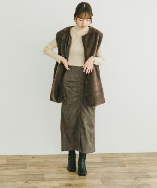 ITEMS URBANRESEARCH(アイテムズ アーバンリサーチ)の「フェイクスエードタイトスカート(スカート・レディース・モカ/スミクロ/カーキ/アイボリー・FREE)」の10枚目の写真