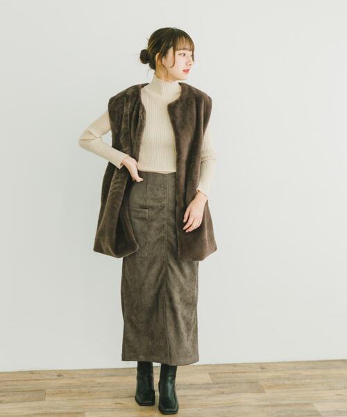 ITEMS URBANRESEARCH(アイテムズ アーバンリサーチ)の「フェイクスエードタイトスカート(スカート・レディース・モカ/スミクロ/カーキ/アイボリー・FREE)」の11枚目の写真