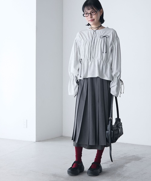 forksy.】メニーシャーリング 配色リボン デザインカットソー