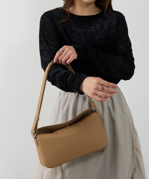 &MyuQ(アンドミューク)の「【&MyuQ】追加入荷 UPIS ソフトショルダーバッグ(ハンドバッグ・レディース・ブラック/ライトベージュ・FREE)」の9枚目の写真