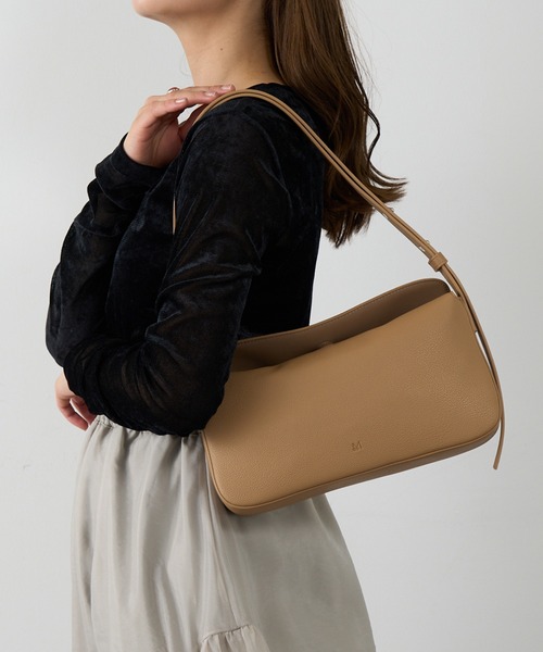 &MyuQ(アンドミューク)の「【&MyuQ】追加入荷 UPIS ソフトショルダーバッグ(ハンドバッグ・レディース・ブラック/ライトベージュ・FREE)」の10枚目の写真