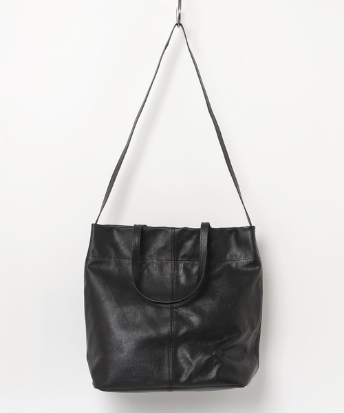 utta(ウッタ)の「【utta/ウッタ】ゴートレザー2WAY TOTEBAG /山羊革 /本革(トートバッグ・レディース・ブラック・FREE)」の6枚目の写真