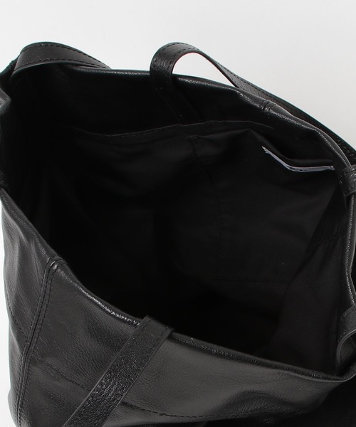 utta(ウッタ)の「【utta/ウッタ】ゴートレザー2WAY TOTEBAG /山羊革 /本革(トートバッグ・レディース・ブラック・FREE)」の8枚目の写真