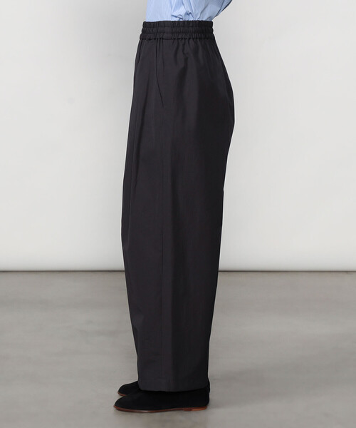 nicholson&nicholson(ニコルソンアンドニコルソン)の「nicholson & nicholson | 〈別注〉ワイドドローコードパンツ WOMEN(その他パンツ・レディース・ブラウン/ネイビー・38)」の11枚目の写真