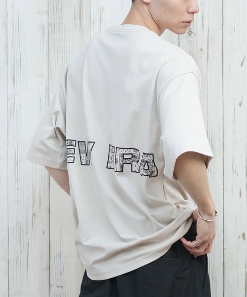 NEW ERA（ニューエラ）の「【ムラサキスポーツ限定】NEW ERA/ニューエラ SS 半袖Tシャツ バックプリント 14670922/14670923/14670924（Tシャツ/カットソー・メンズ・ブラック/ホワイト/ストーン・XXL/M/L/XL）」の3枚目の写真