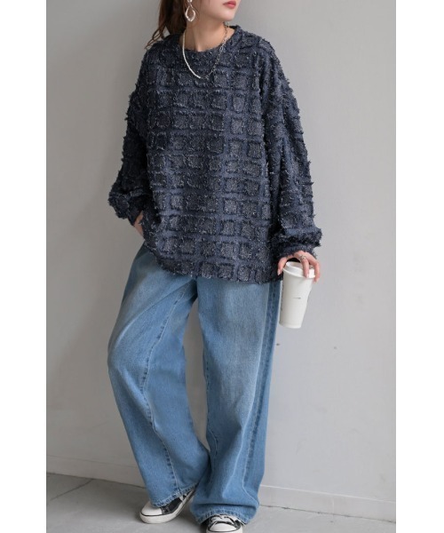 HUG.U(ハグユー)の「ブロックチェックフリンジ×ぽわん袖トップス(シャツ/ブラウス・レディース・ブラック/ネイビー・FREE)」の5枚目の写真