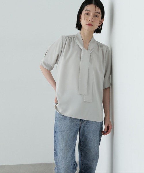 N.(N. Natural Beauty Basic)(エヌエヌナチュラルビューティーベーシック)の「ラチネボウタイブラウス(シャツ/ブラウス・レディース・グレー/オフホワイト/イエロー・MEDIUM)」の15枚目の写真