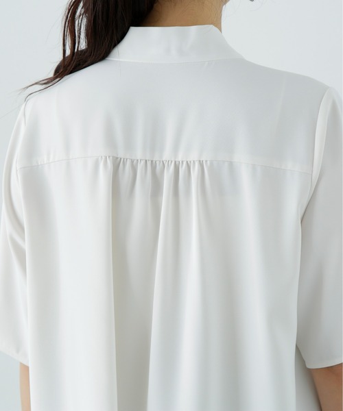 N.(N. Natural Beauty Basic)(エヌエヌナチュラルビューティーベーシック)の「ラチネボウタイブラウス(シャツ/ブラウス・レディース・グレー/オフホワイト/イエロー・MEDIUM)」の13枚目の写真