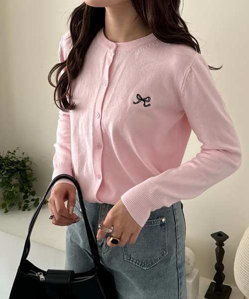 efill（エフィル）の「リボン刺繍の 春 ニット カーディガン（カーディガン/ボレロ・レディース・ピンク/グレー・FREE）」の8枚目の写真