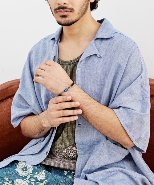 チャイハネ(チャイハネ)の「【チャイハネ】ホタル玉ウッドMEN'Sブレスレット(ブレスレット・メンズ・ホワイト/ブラック・FREE)」の4枚目の写真