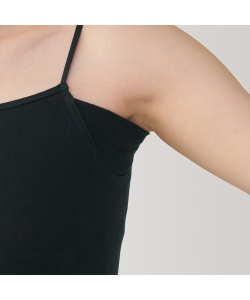 無印良品（ムジルシリョウヒン）の「婦人　さらっと綿汗取りパッド付きキャミソール（インナーウェア/肌着・レディース・ホワイト/ブラック/サンドベージュ/グレー系・S/M/L/XL）」の21枚目の写真