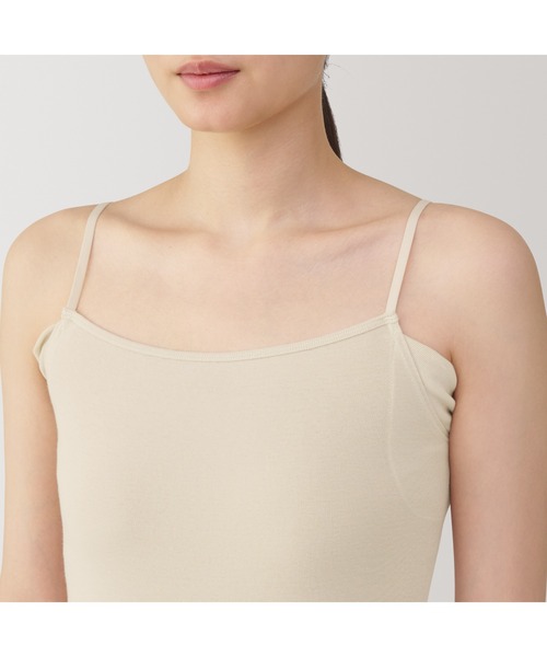 無印良品（ムジルシリョウヒン）の「婦人　さらっと綿汗取りパッド付きキャミソール（インナーウェア/肌着・レディース・ホワイト/ブラック/サンドベージュ/グレー系・S/M/L/XL）」の8枚目の写真