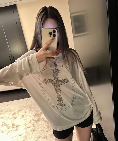 セール】デザイン十字架長袖tシャツ（Tシャツ/カットソー