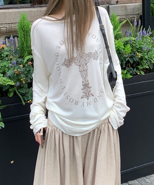 セール】デザイン十字架長袖tシャツ（Tシャツ/カットソー