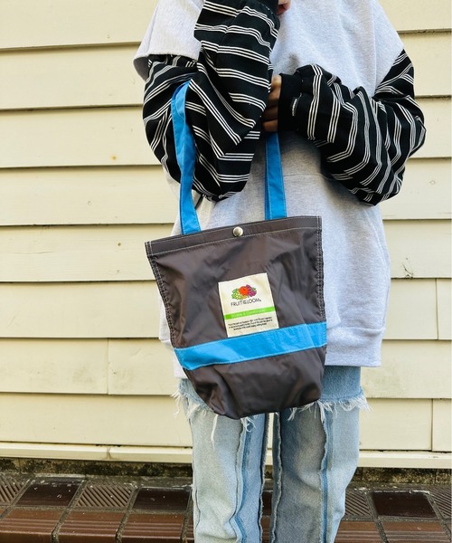 FRUIT OF THE LOOM（フルーツオブザルーム）の「FRUIT OF THE LOOM / FTL NYLON TOTEBAG M / 80310300（トートバッグ・レディース・グレー/チャコールグレー/ピンク/ミント/ネイビー/バイオレット/オリーブ/カーキ/ブルーグレー/オフホワイト/グリーン系その他・ONESIZE）」の14枚目の写真