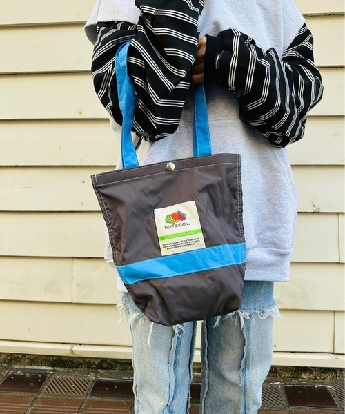FRUIT OF THE LOOM（フルーツオブザルーム）の「FRUIT OF THE LOOM / FTL NYLON TOTEBAG M / 80310300（トートバッグ・レディース・グレー/チャコールグレー/ピンク/ミント/ネイビー/バイオレット/オリーブ/カーキ/ブルーグレー/オフホワイト/グリーン系その他・ONESIZE）」の12枚目の写真