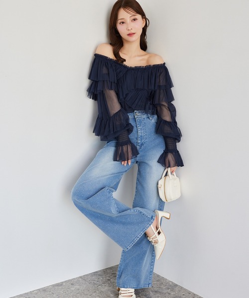 one after another NICE CLAUP(ワンアフターアナザーナイスクラップ)の「オフショルフリルブラウス(シャツ/ブラウス・レディース・サックスブルー/アイボリー/ネイビー・FREE)」の13枚目の写真
