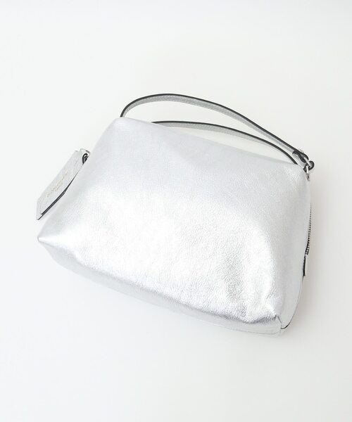 Tiara(ティアラ)の「【Gianni Chiarini/ジャンニキャリーニ】ショルダーバッグ(ALIFA大)(ショルダーバッグ・レディース・シルバー・FREE)」の4枚目の写真