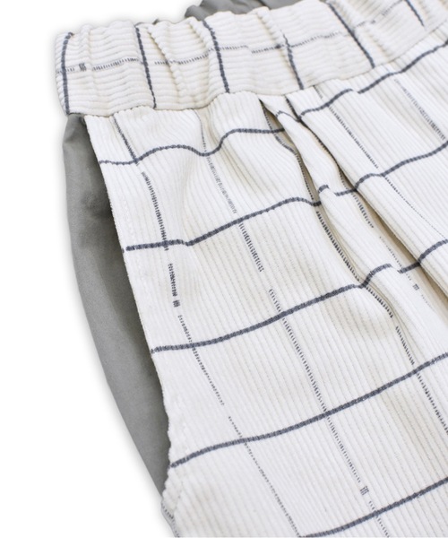 sneeuw（スニュウ）の「デンセンコーデュロイパンツ（その他パンツ・レディース・アイボリー/ブラック・1/3）」の5枚目の写真