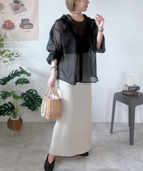 aquagarage（アクアガレージ）の「ビッグフードシアーシャツパーカー（パーカー・レディース・ホワイト/ブラック/ブルー・FREE）」の20枚目の写真