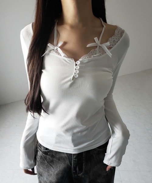 me+em select(ミームセレクト)の「【 2color 】ストラップダブルリボンレースカットソートップス / strap double ribbon lace cutsew tops(Tシャツ/カットソー・レディース・ブラック/ホワイト・FREE)」の21枚目の写真