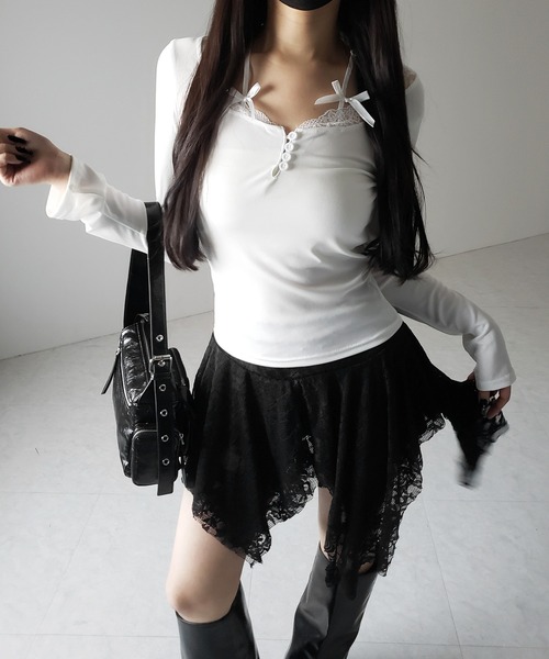 me+em select(ミームセレクト)の「【 2color 】ストラップダブルリボンレースカットソートップス / strap double ribbon lace cutsew tops(Tシャツ/カットソー・レディース・ブラック/ホワイト・FREE)」の14枚目の写真