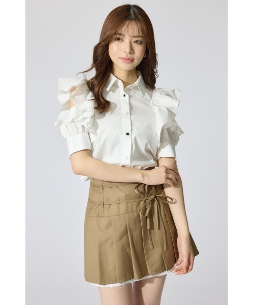 rienda(リエンダ)の「フリルスリーブデザインシャツトップス 夏服 半袖(シャツ/ブラウス・レディース・ホワイト/ベージュ/カーキ・FREE)」の4枚目の写真