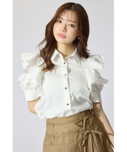 rienda(リエンダ)の「フリルスリーブデザインシャツトップス 夏服 半袖(シャツ/ブラウス・レディース・ホワイト/ベージュ/カーキ・FREE)」の5枚目の写真