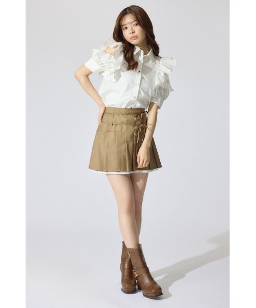 rienda(リエンダ)の「フリルスリーブデザインシャツトップス 夏服 半袖(シャツ/ブラウス・レディース・ホワイト/ベージュ/カーキ・FREE)」の6枚目の写真