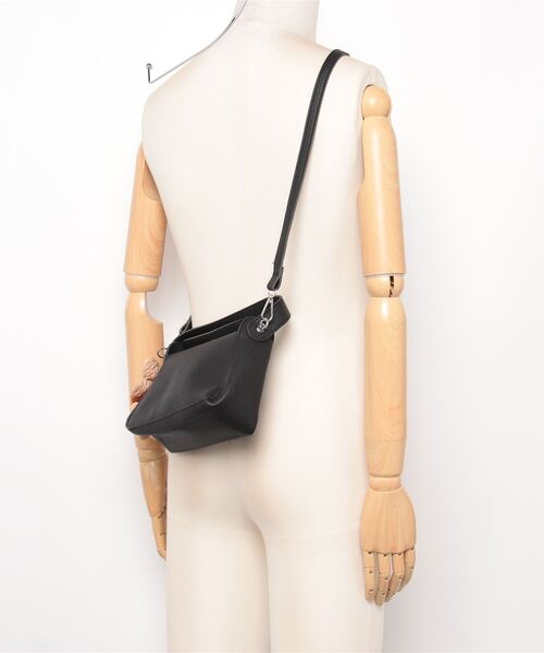 gossip!ロサンゼルス(ゴシップロサンゼルス)の「フォールドデザイン ミニバッグ(ショルダーバッグ・レディース・オフホワイト/ブラック/ベージュ・FREE)」の13枚目の写真