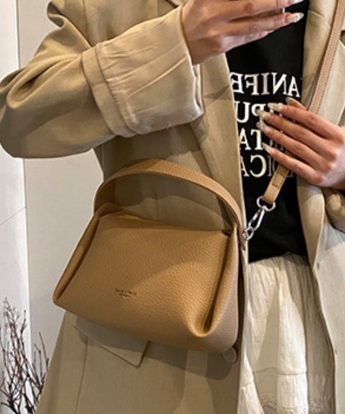 gossip!ロサンゼルス(ゴシップロサンゼルス)の「フォールドデザイン ミニバッグ(ショルダーバッグ・レディース・オフホワイト/ブラック/ベージュ・FREE)」の5枚目の写真
