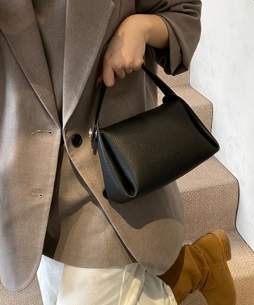 gossip!ロサンゼルス(ゴシップロサンゼルス)の「フォールドデザイン ミニバッグ(ショルダーバッグ・レディース・オフホワイト/ブラック/ベージュ・FREE)」の9枚目の写真
