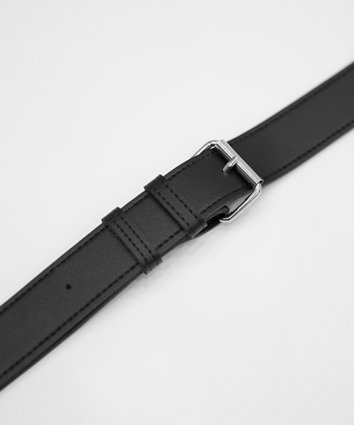 MinoriTY（マイノリティ）の「【MinoriTY】PUスクエアショルダーバッグ メンズ ウィメンズ ユニセックス（ショルダーバッグ・メンズ・ブラック・FREE）」の7枚目の写真