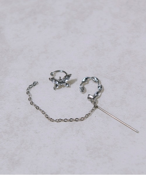 Ellno Loset（エルノロゼット）の「バタフライ２SETイヤーカフ（イヤーカフ・メンズ・シルバー・FREE）」の5枚目の写真