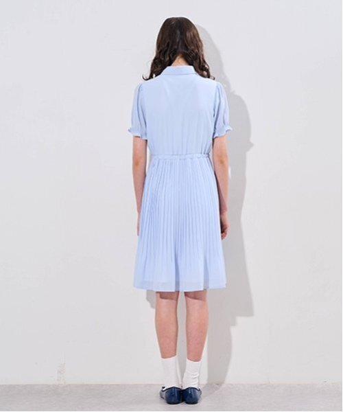 pom ponette junior（ポンポネットジュニア）の「衿つきプリーツシフォンワンピース（ワンピース・キッズ・ライトブルー/ブラック・L:160cm/S:140cm/M:150cm/LL(165cm)）」の4枚目の写真