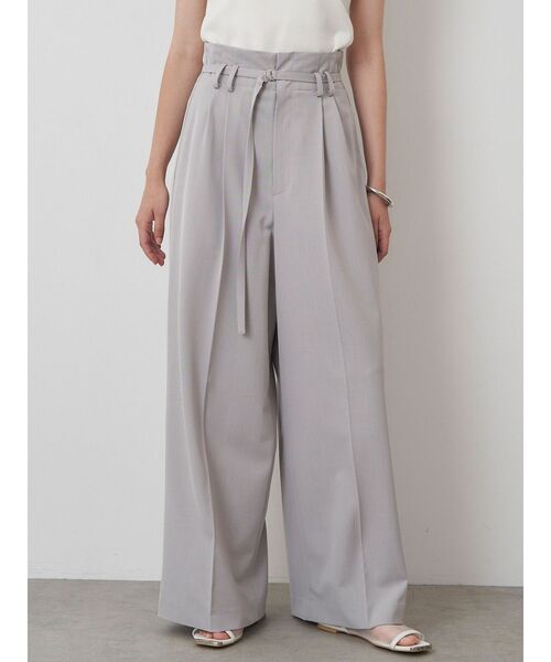 ELENDEEK(エレンディーク)の「ハイウエストタックワイドパンツ(その他パンツ・レディース・グレー/ブラック・01/02)」の4枚目の写真