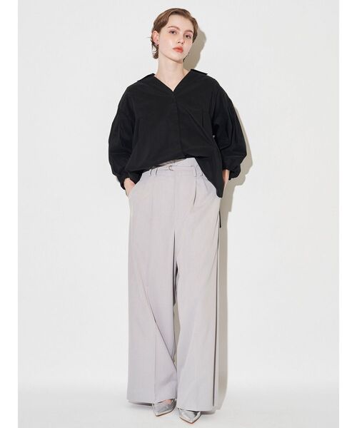 ELENDEEK(エレンディーク)の「ハイウエストタックワイドパンツ(その他パンツ・レディース・グレー/ブラック・01/02)」の13枚目の写真