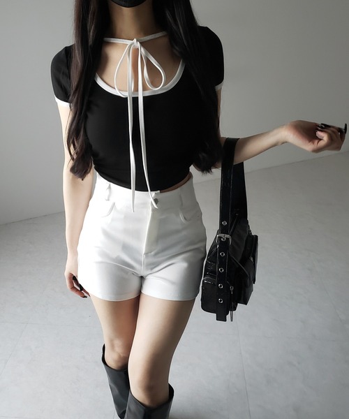 me+em select(ミームセレクト)の「※※【 2WAY / 2color 】配色ネックリボンチョーカーパイピングTシャツ / bicolor neck ribbon choker piping T-shirt(Tシャツ/カットソー・レディース・ホワイト/ブラック・FREE)」の20枚目の写真
