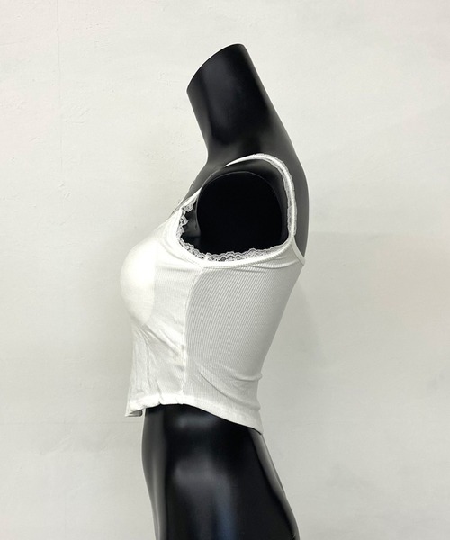 non-hedge(ノンヘッジ)の「レース裾ラウンドキャミソール(キャミソール・レディース・オフホワイト/ブラック・FREE)」の10枚目の写真