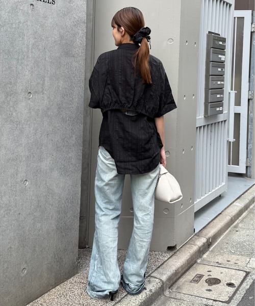 Lui's（ルイス）の「バックオープンストライプシャツ（シャツ/ブラウス・レディース・ホワイト/ブラック/サックスブルー・FREE）」の14枚目の写真