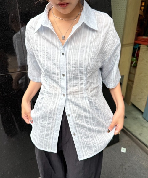 Lui's（ルイス）の「バックオープンストライプシャツ（シャツ/ブラウス・レディース・ホワイト/ブラック/サックスブルー・FREE）」の16枚目の写真