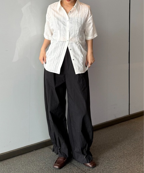 Lui's（ルイス）の「バックオープンストライプシャツ（シャツ/ブラウス・レディース・ホワイト/ブラック/サックスブルー・FREE）」の19枚目の写真